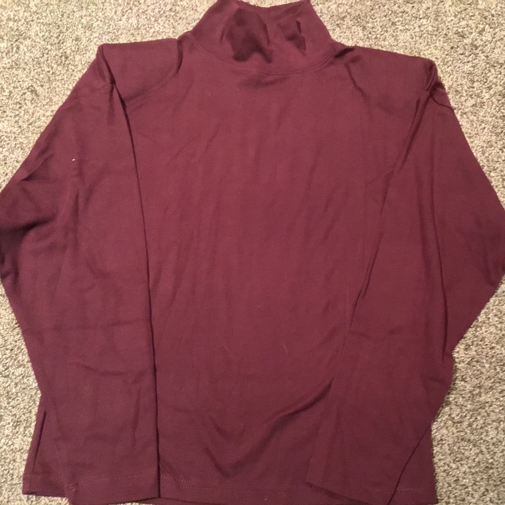 Women’s mock turtleneck long sleeve t-shirt